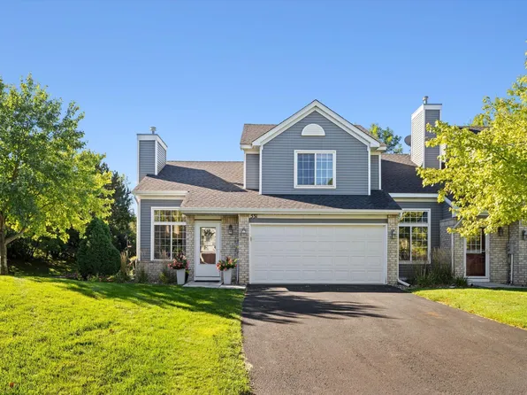 531 Mission Hills Way W, Chanhassen, MN 55317