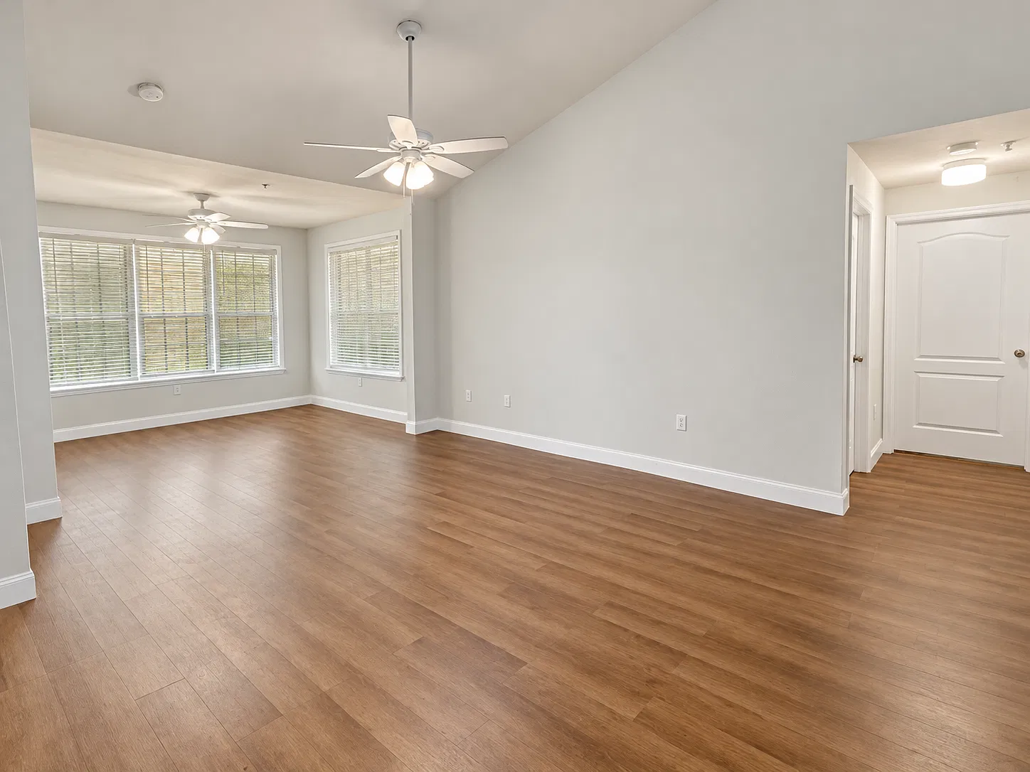4140 Central Sarasota Pkwy — Photo 4