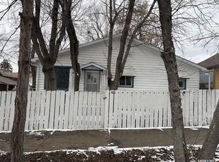 1088 Wolfe Ave, Moose Jaw, SK S6H1J7