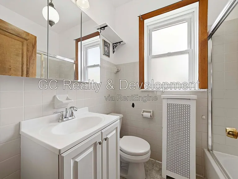 3938 N Lockwood Ave #1 — Photo 10