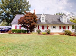 7666 Vann Rd, Newburgh, IN 47630