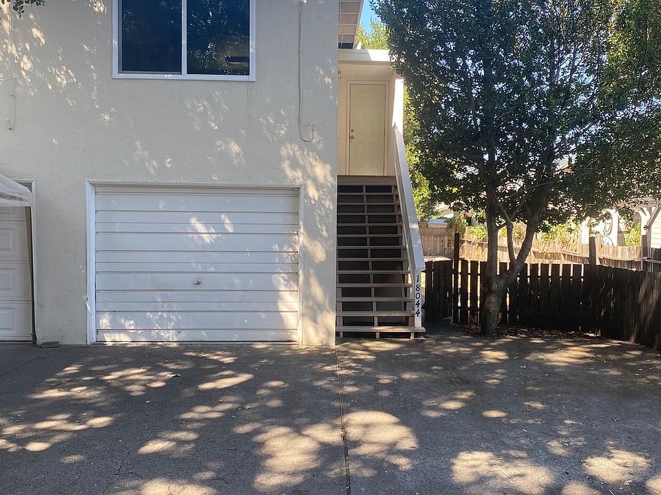 1st image of 18044 Comstock Ave