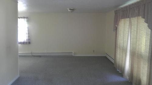 4th image of 1395 Susanne Ave
