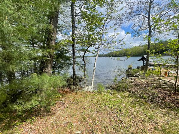 644 W Hill Rd, New Hartford, CT 06057