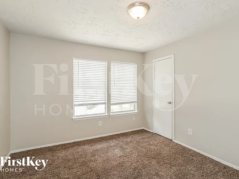 20239 Misty Pines Dr — Photo 12