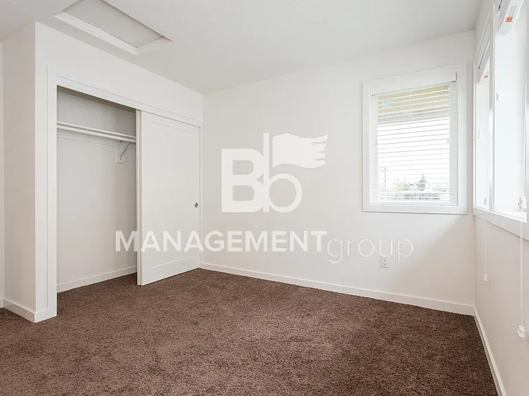 4038 NE Garfield Ave — Photo 14