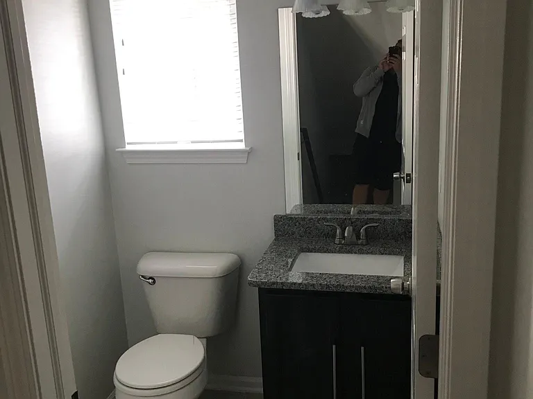 686 Eleven Mile Rd — Photo 15