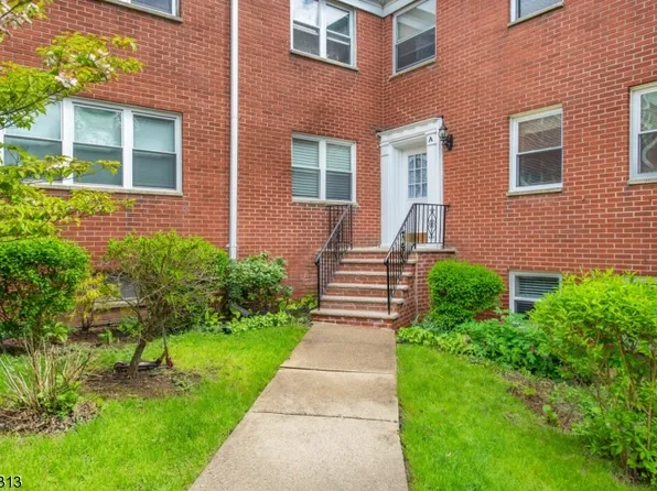 284 Claremont Ave #A8, Verona Twp., NJ 07044