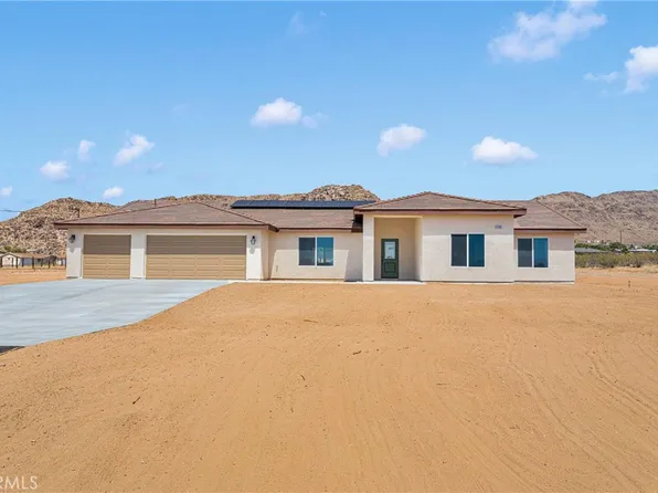 15365 Laguna Seca Dr, Apple Valley, CA 92307
