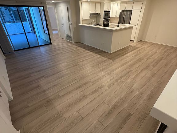 5th image of 13112 Valleyheart Dr