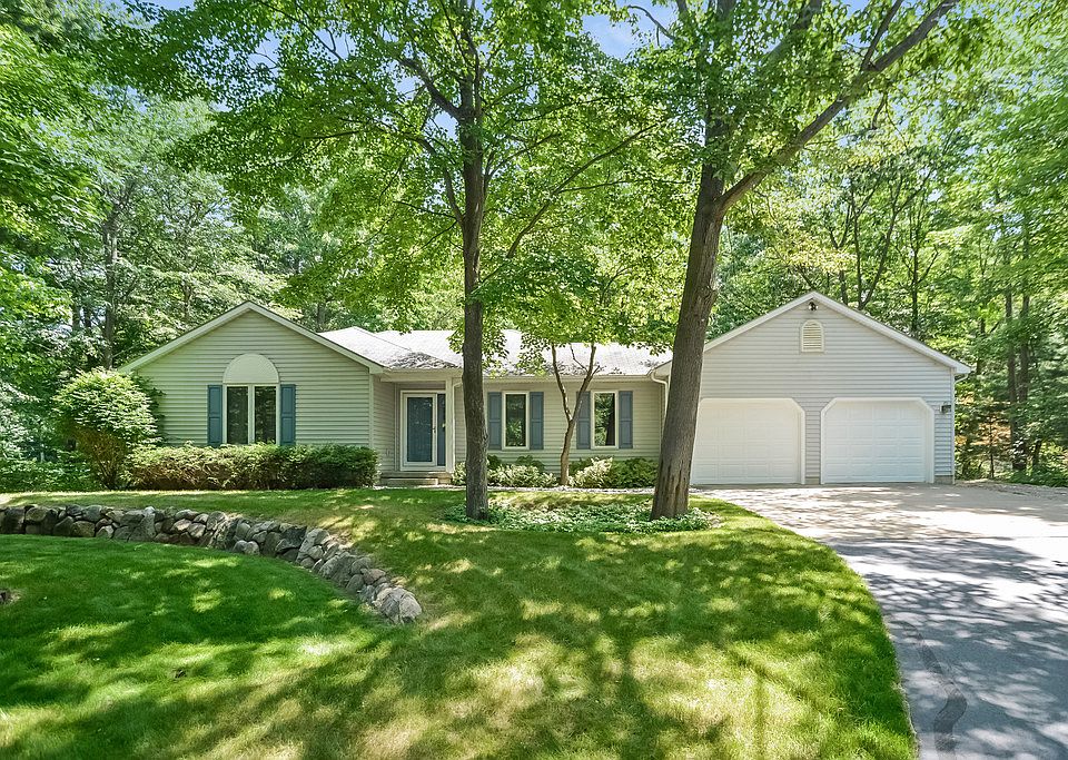 1st image of 2818 N Waskevich Ln