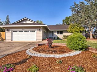 2458 Annette Dr, Redding, CA 96001