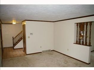 2903 Oneill Dr, Bethel Park, PA