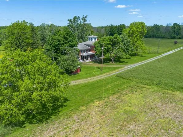 140 Stevenson St, Seneca Falls, NY 13148