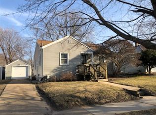 612 Newton St, Waterloo, IA 50703