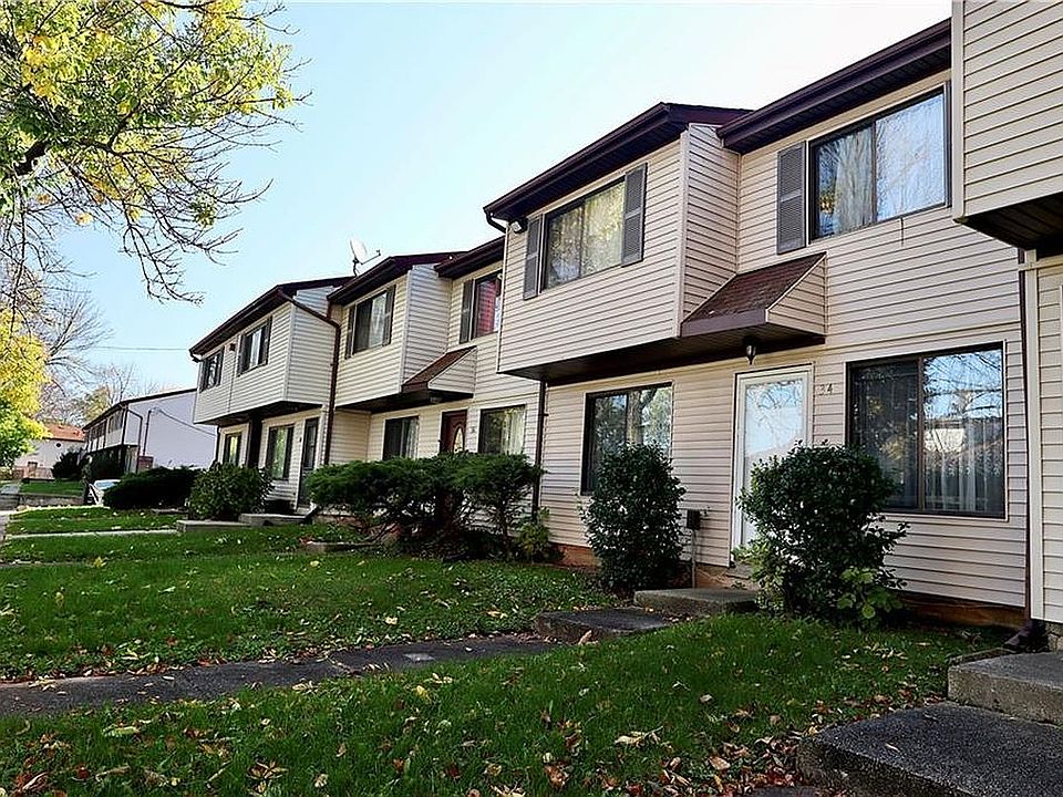 1st image of 34 Raily Ct #1