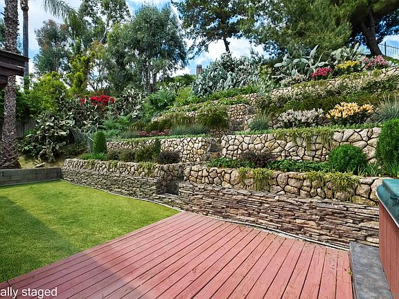 3rd image of 15454 Nawa Ct