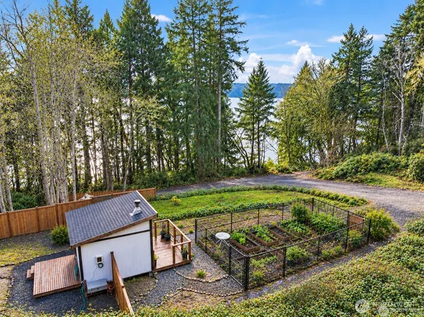 7364 NE North Shore Road, Belfair, WA 98528