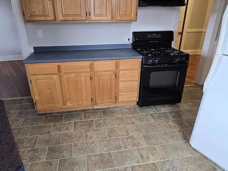 598 Hyde Park Ave #2 — Photo 4