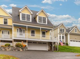 12 Gates Ln #B, Wakefield, MA 01880