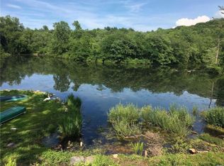 6A Frost Mill Rd, Mill Neck, NY 11765