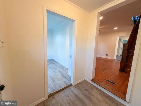 414 W Bridge St, Morrisville, PA 19067