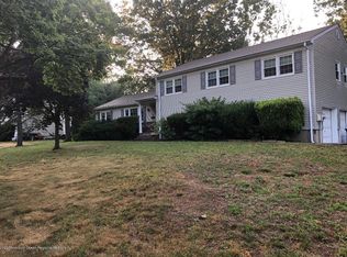 21 Michele Dr, Middletown, NJ 07748