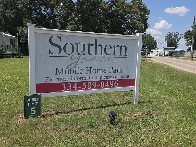 Southern Grace Entrance
