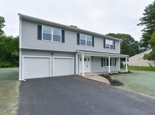 53 Wingate Rd, Holliston, MA 01746