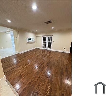 5th image of 7637 Tropicana St