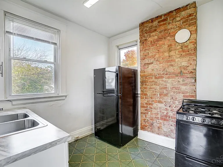 18 Township Ave #1 — Photo 6