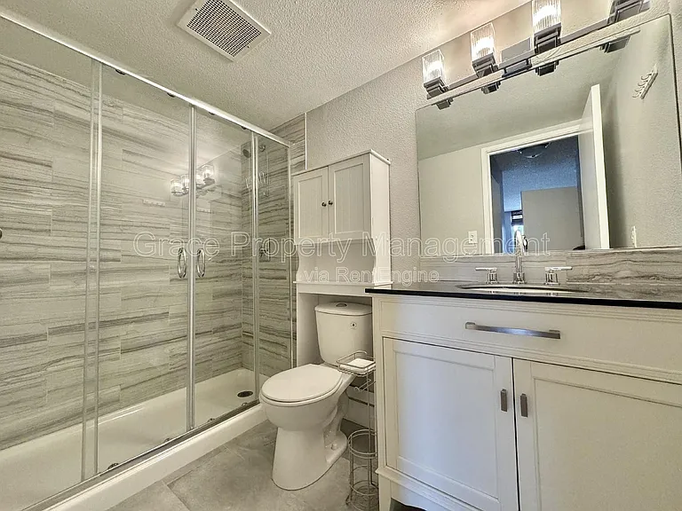 601 W 11th Ave #106 — Photo 14