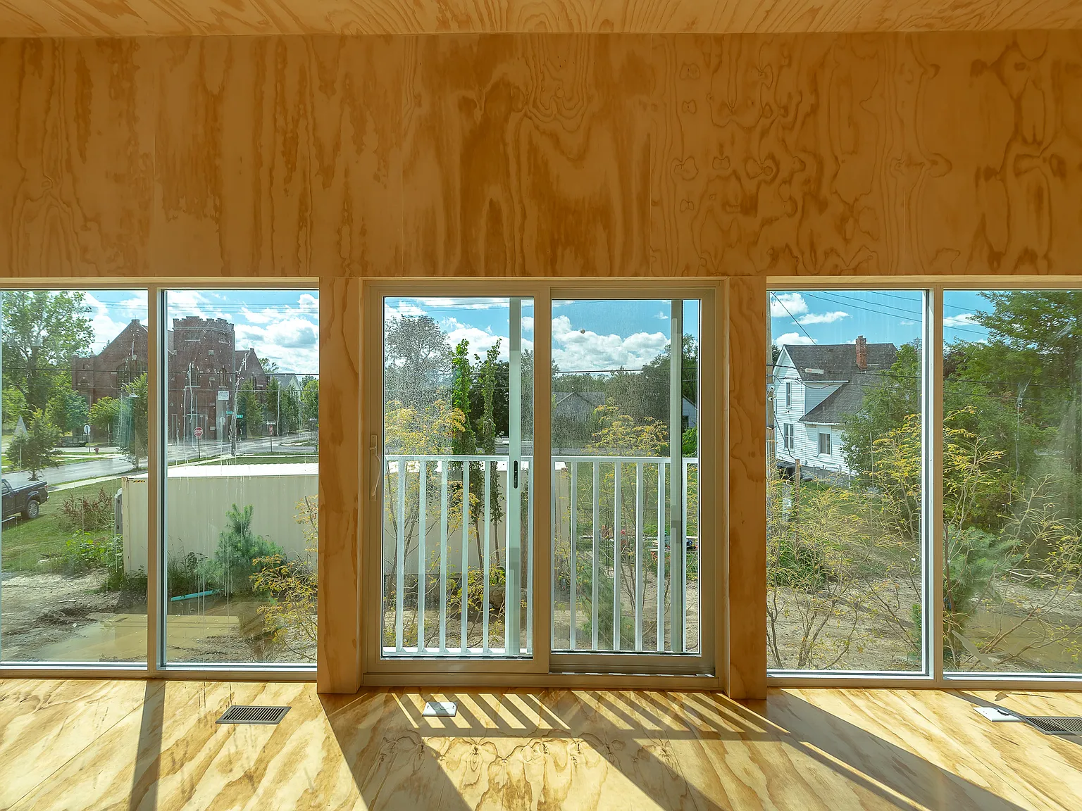 1 bed, 1.5 bath, 900 sqft, $1,900 — Photo 3