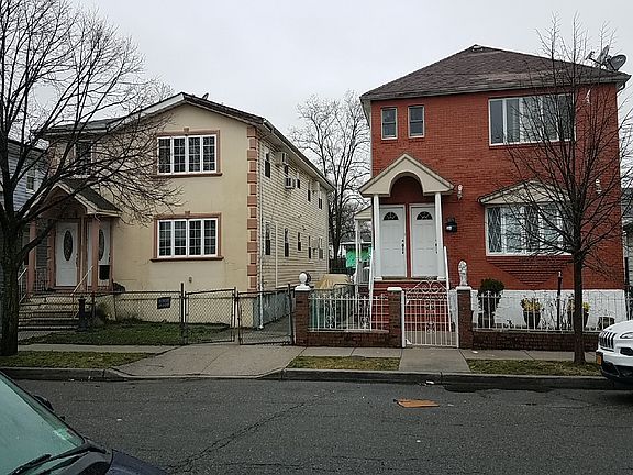 3rd image of 163-67 Mathias Ave