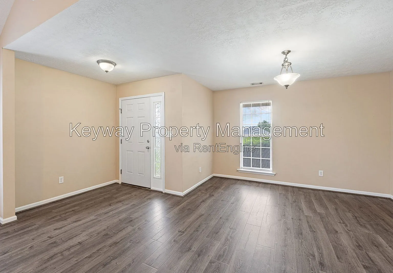 3 bed, 2.0 bath, 1620 sqft, $1,785 — Photo 4
