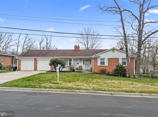 10111 Phoebe Ln, Hyattsville, MD