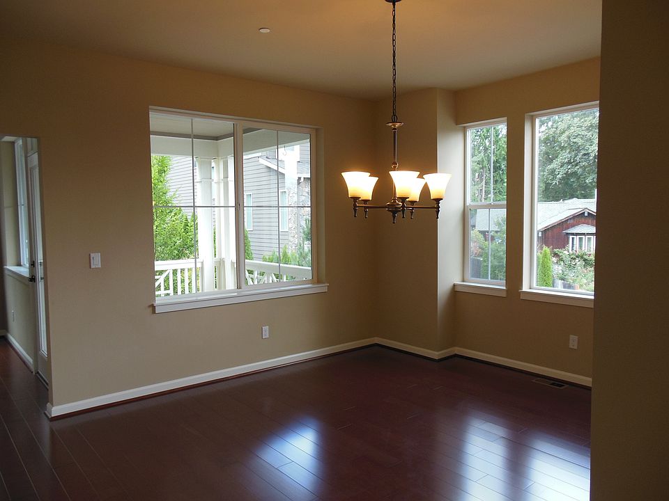 1st image of 16517 NE 43rd Ct
