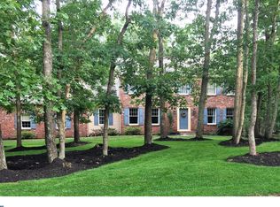 1 Severn Dr, Medford, NJ 08055