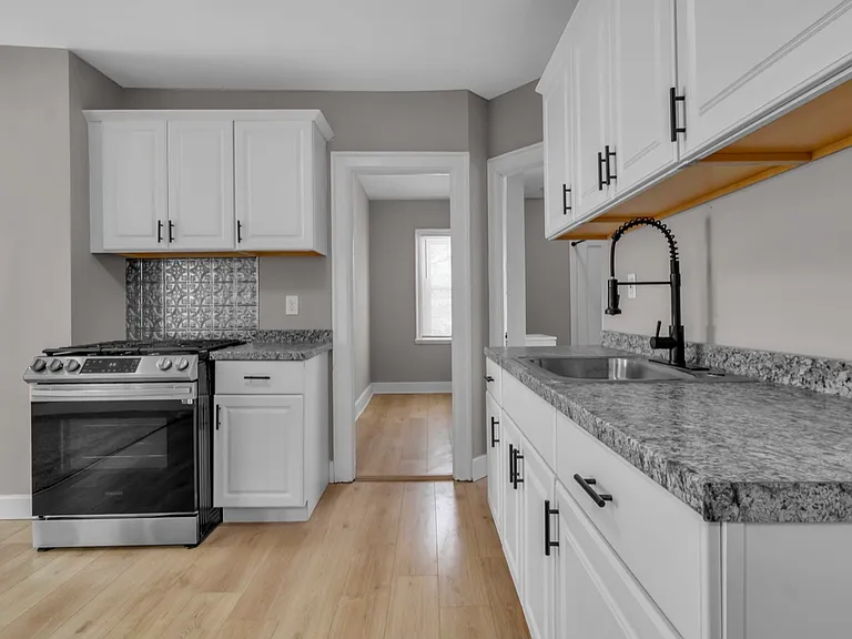 1684 William St #1 — Photo 10
