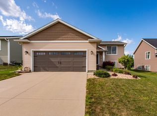5569 King Arthur Rd NW, Rochester, MN 55901