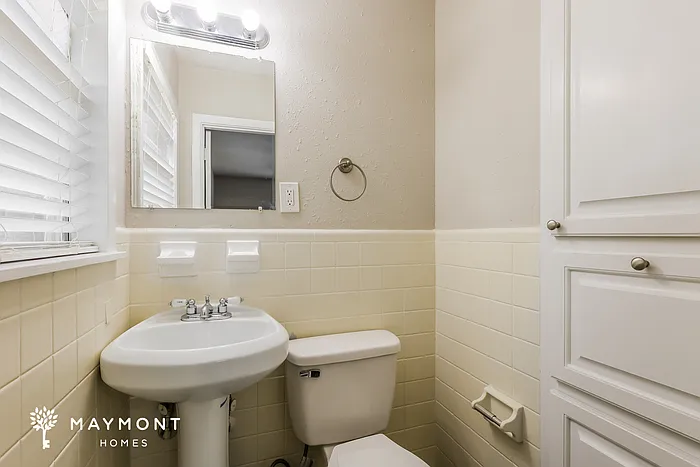 142 W Lisa Dr — Photo 8
