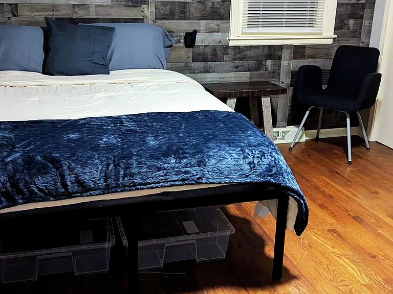 Room 1 Master with private bath