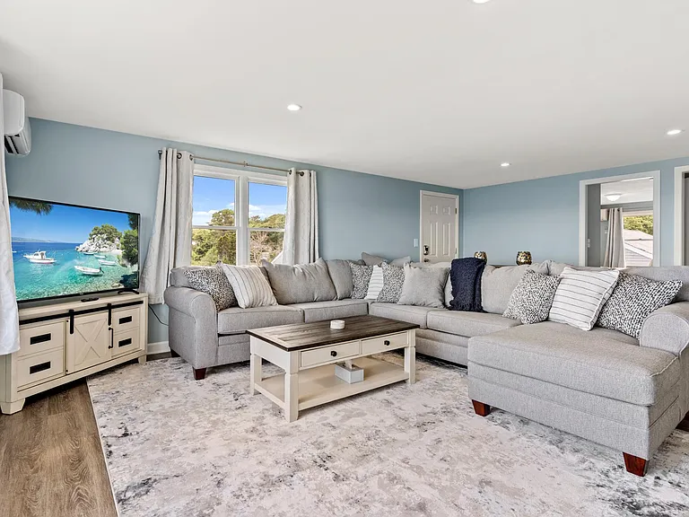 911 Ocean Blvd #10 — Photo 12