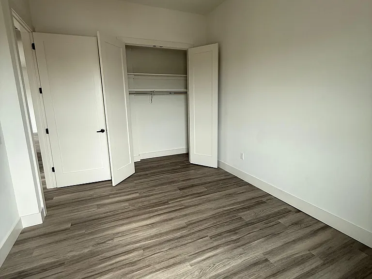 57 Washington St #7H — Photo 2