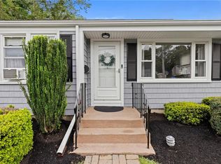 198 Holland St, Cranston, RI 02920