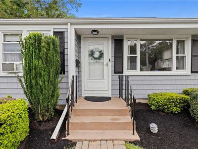 198 Holland St, Cranston, RI, 02920