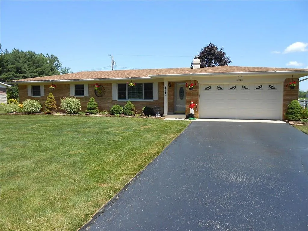 7526 Camby Rd photo 1