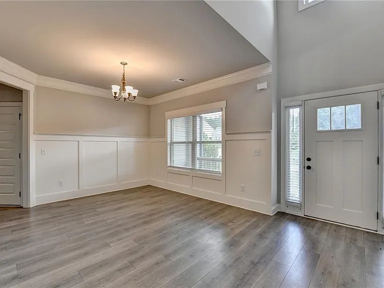 235 Bella Dr — Photo 13