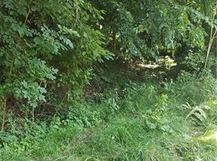 Mount Tabor Rd, Coal center, PA 15423