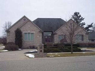 13702 Chipping Way Ct, Shelby Township, MI 48315